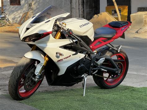 used triumph daytona 675r